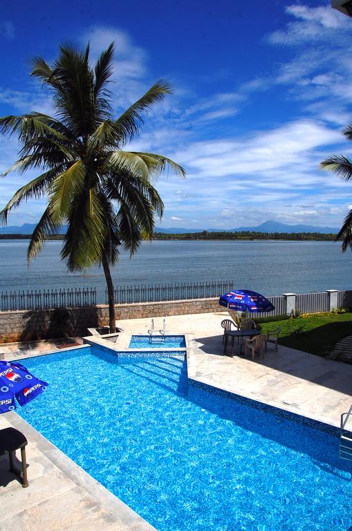 Hotel Blue Waters Kundapur Exteriér fotografie